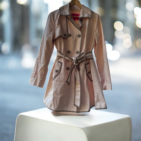 Betsey Johnson Light Pink Trench Coat with Taupe Piping, size Large, corset back